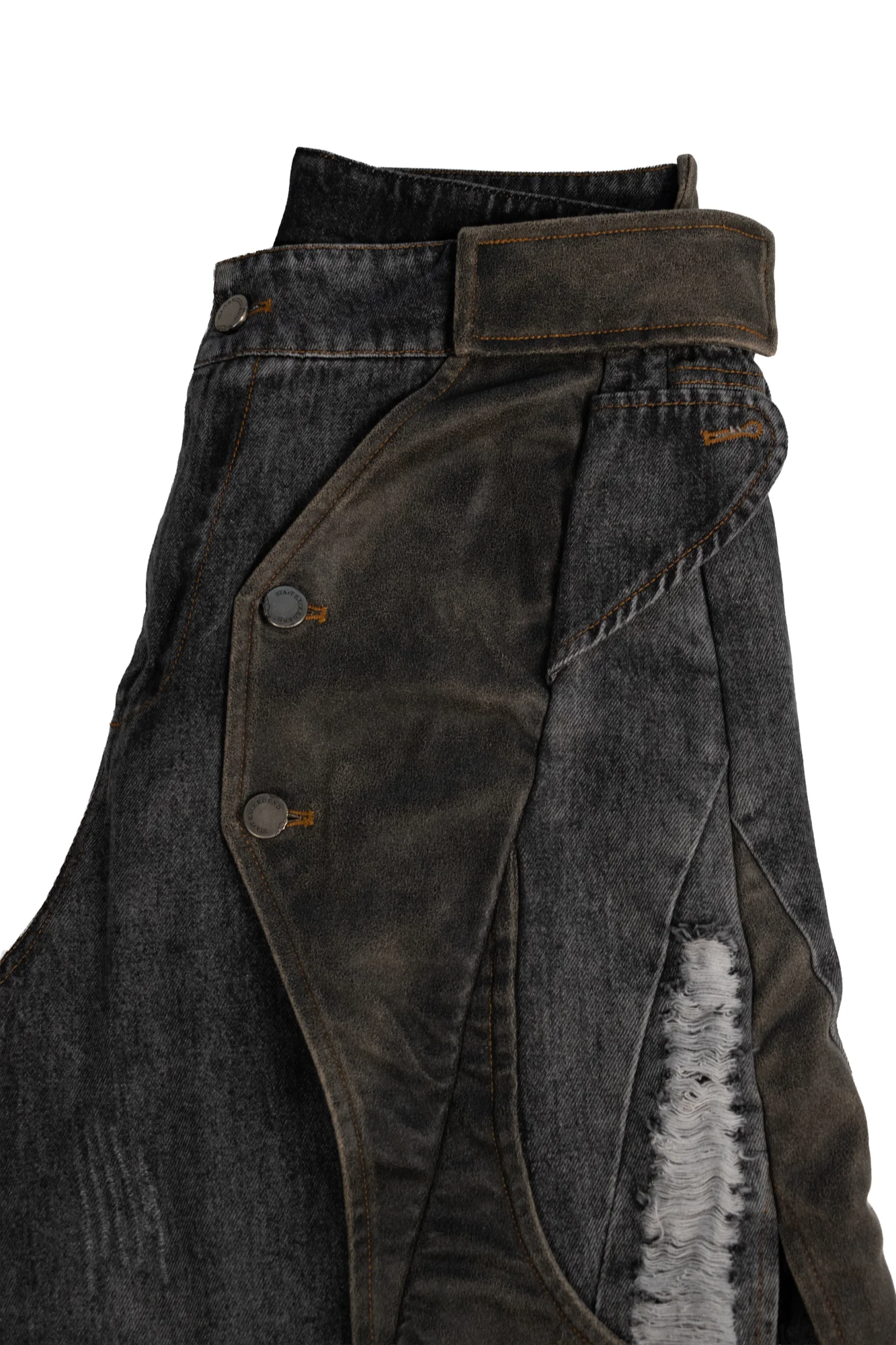 JEANS EROSIONE