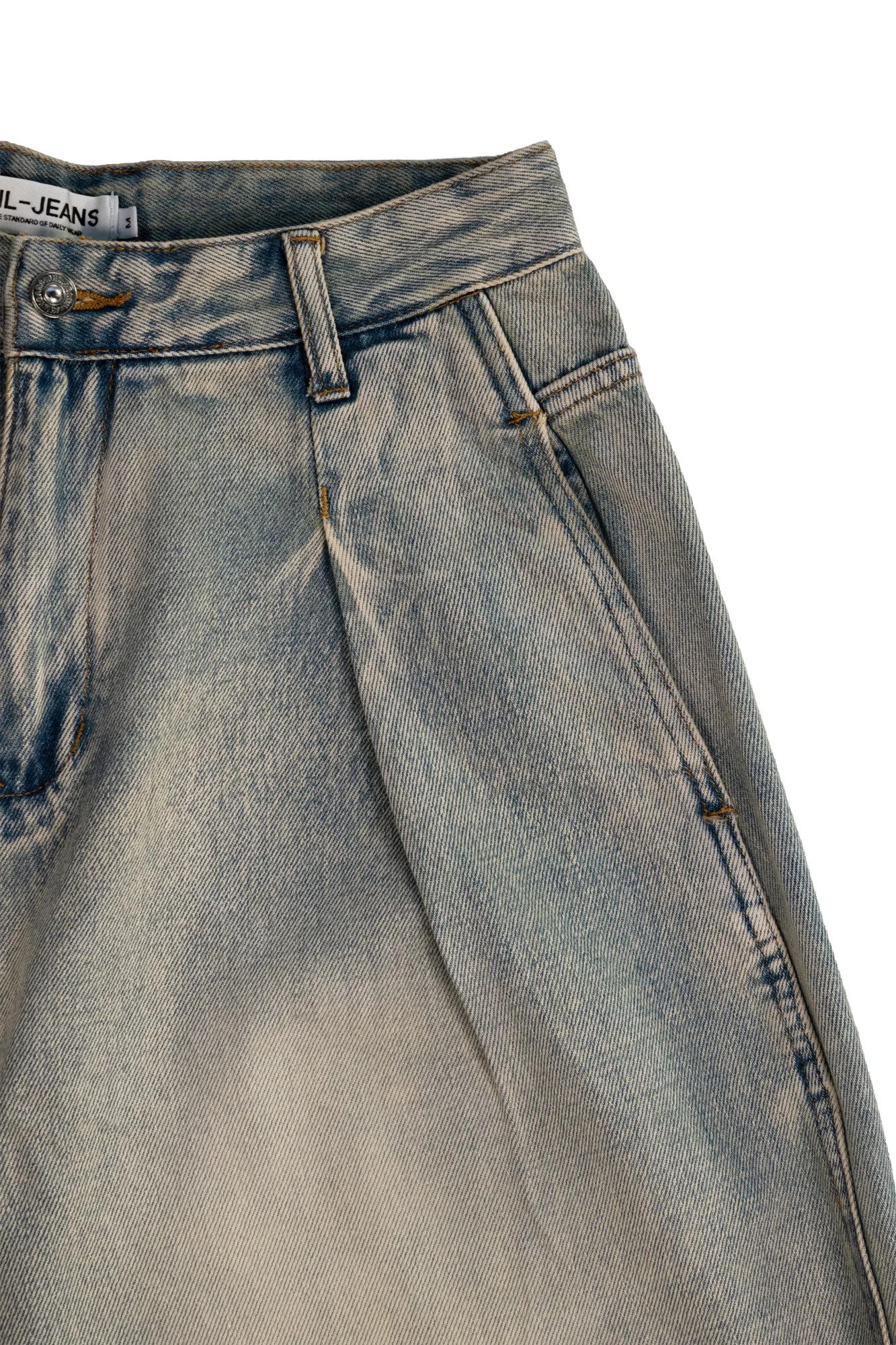 WIDE-LEG JEANS