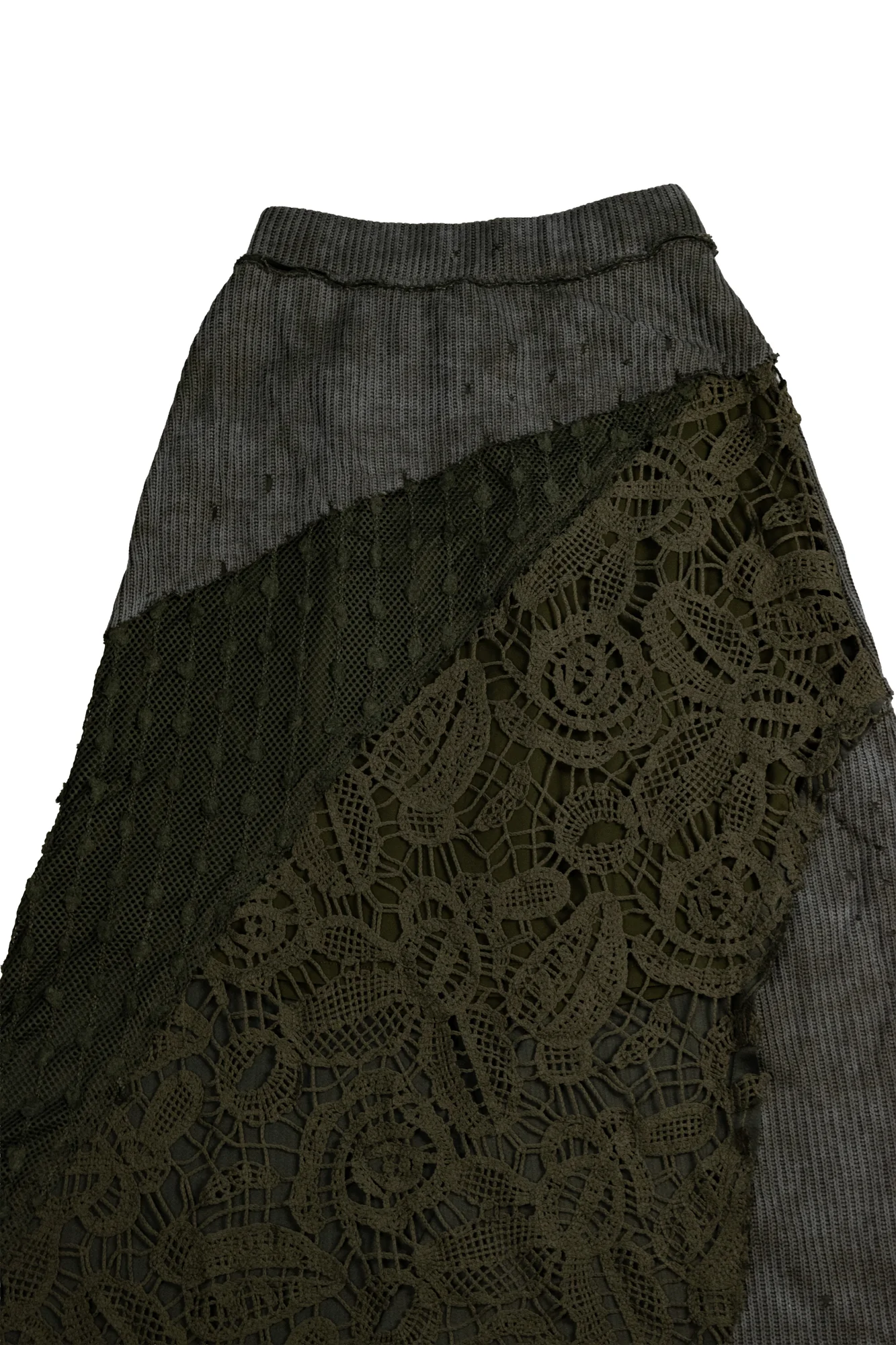 LAYERED LACE SKIRT