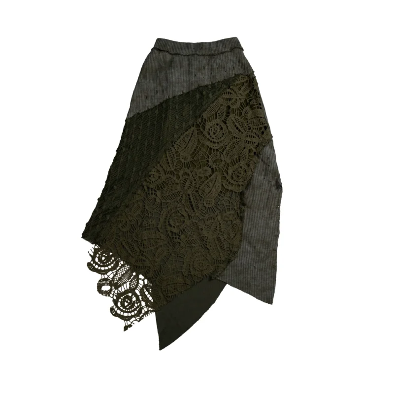 LAYERED LACE SKIRT