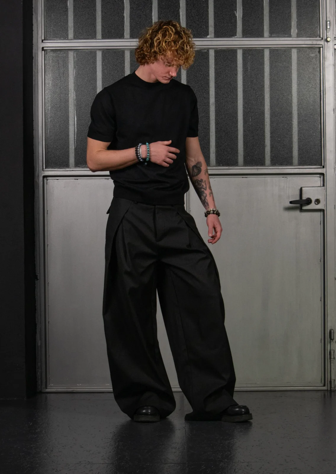 VISCOSE MOCK-NECK KNIT TEE