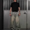 WIDE-LEG JEANS
