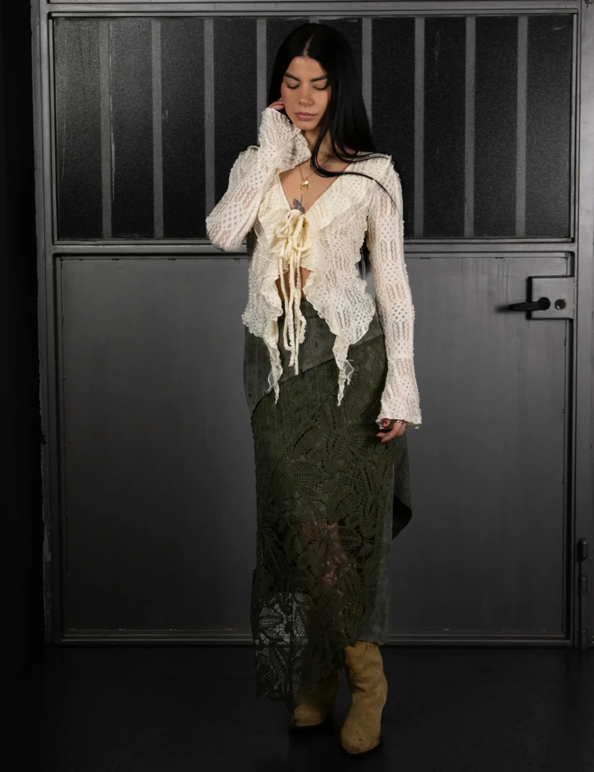LACE TOP