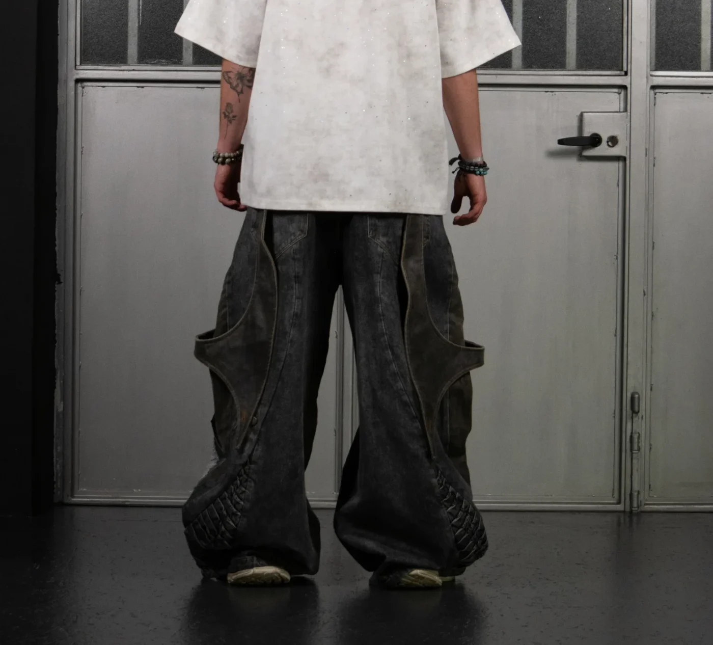 JEANS EROSIONE