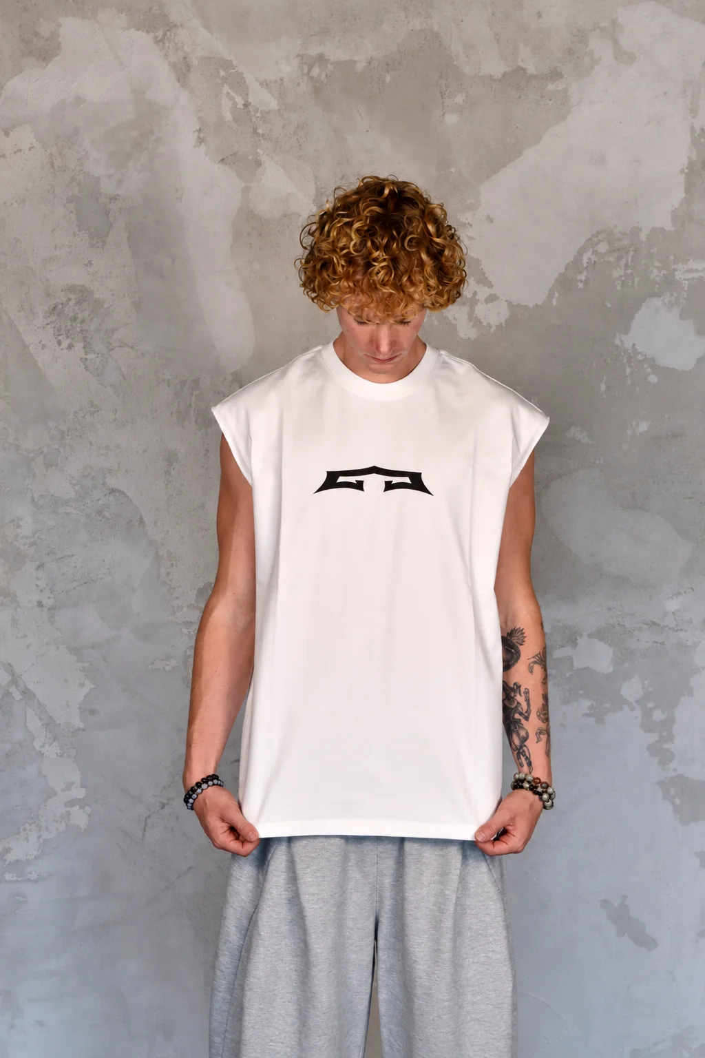 Vanguard Sleeveless Tee WHITE