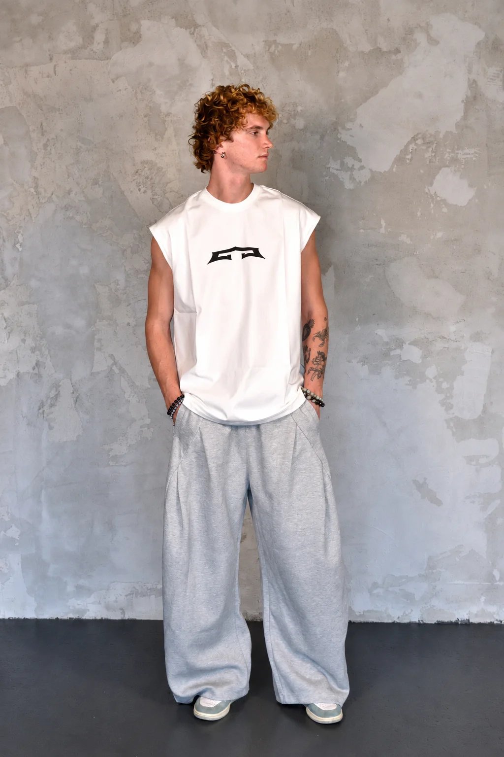 Vanguard Sleeveless Tee WHITE